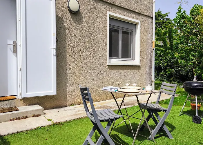 Villa Occitanie 20 M2 Equipe Avec Jardin *