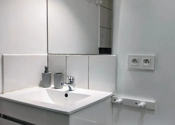 Occitanie 20 M2 Equipe Avec Jardin